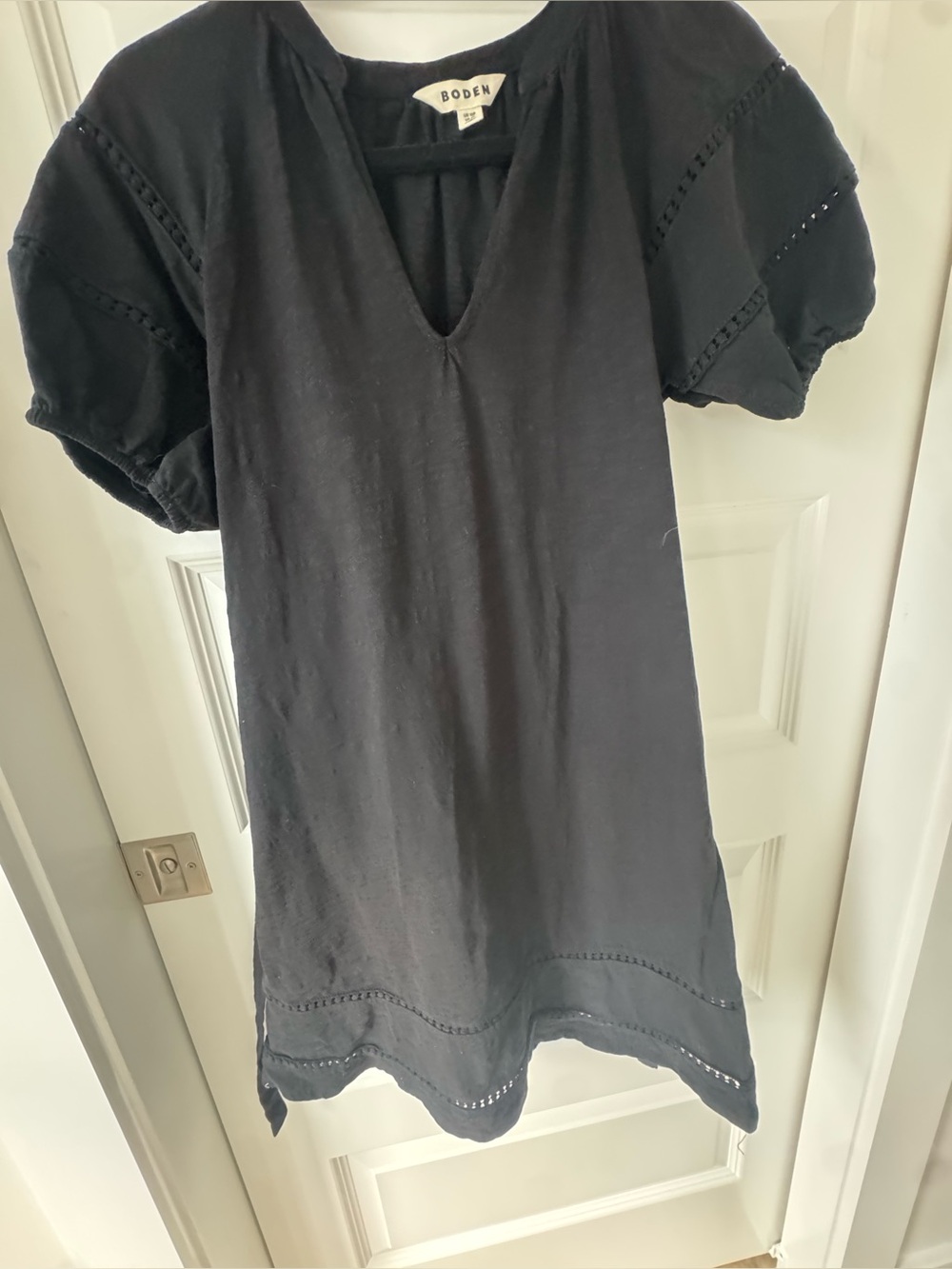 Boden Black V-Neck Tie-Waist Puff Sleeve Dress - Picture 2 of 9